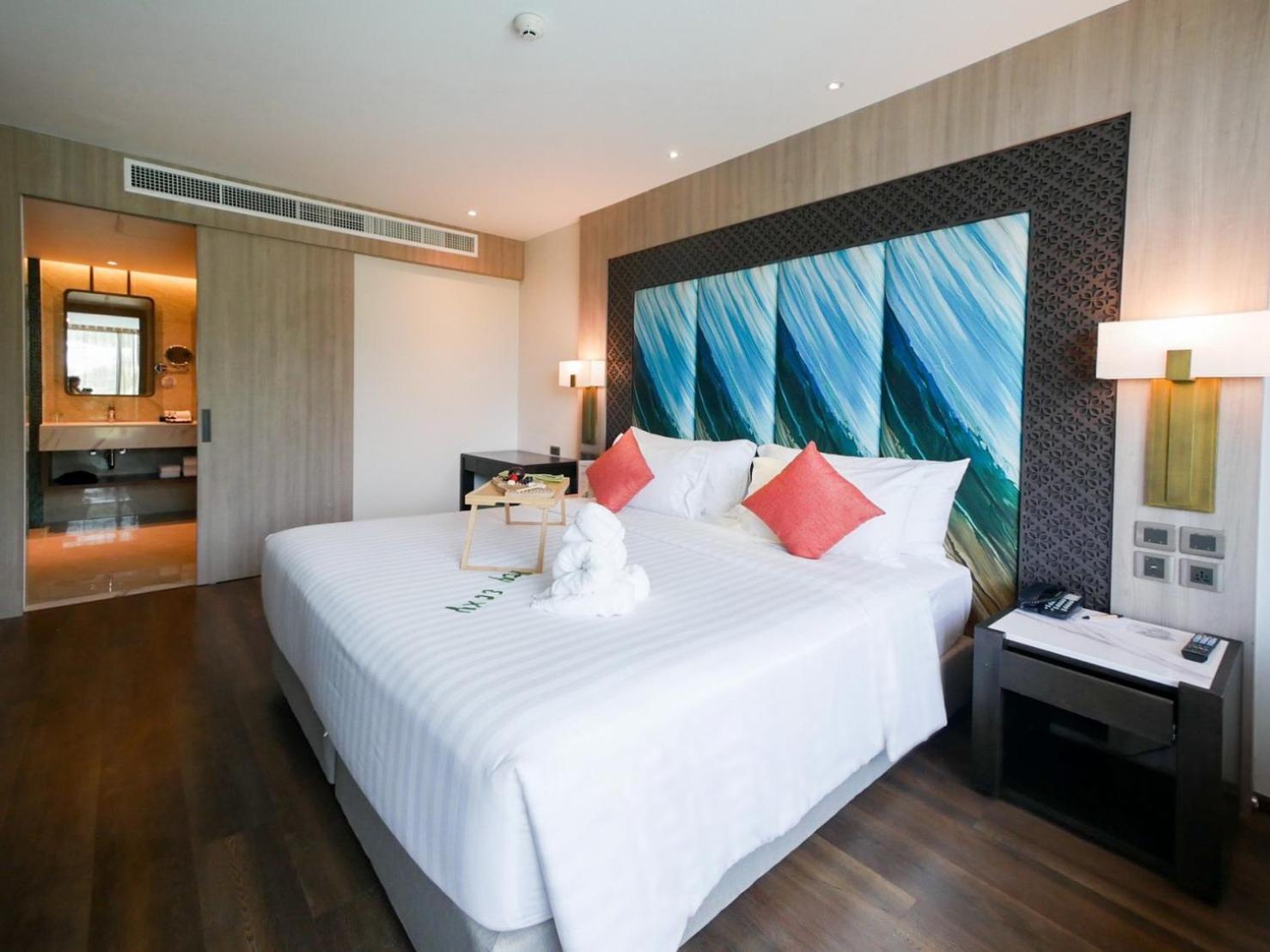 Skyview Phuket - Sha Extra